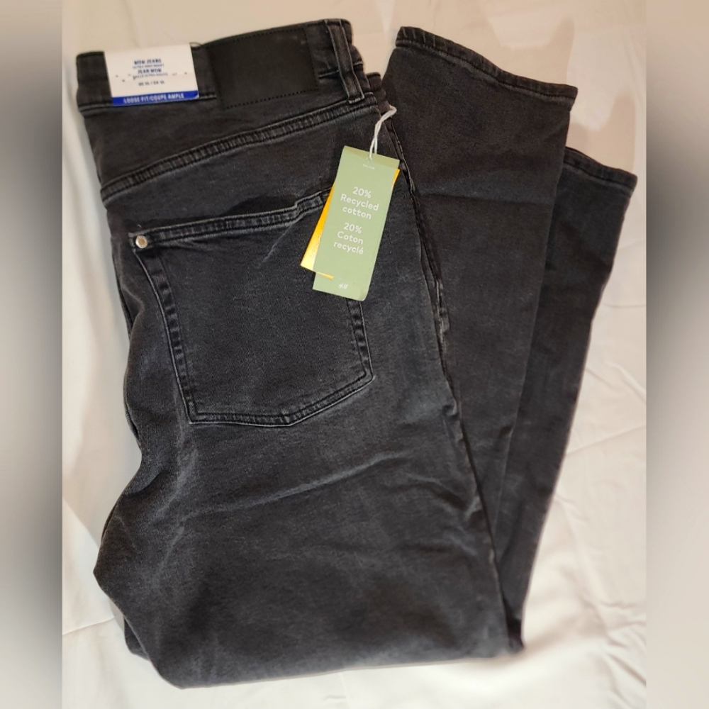 H & M Womens black Denim Jeans size 16 mom jeans